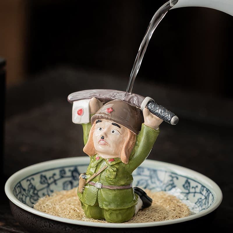 Color-Changing Tea Pet Ornament, Japanese Kneeling Surrender Tea Play, Tea Table Tray Decoration, Premium Tea Set Accessory