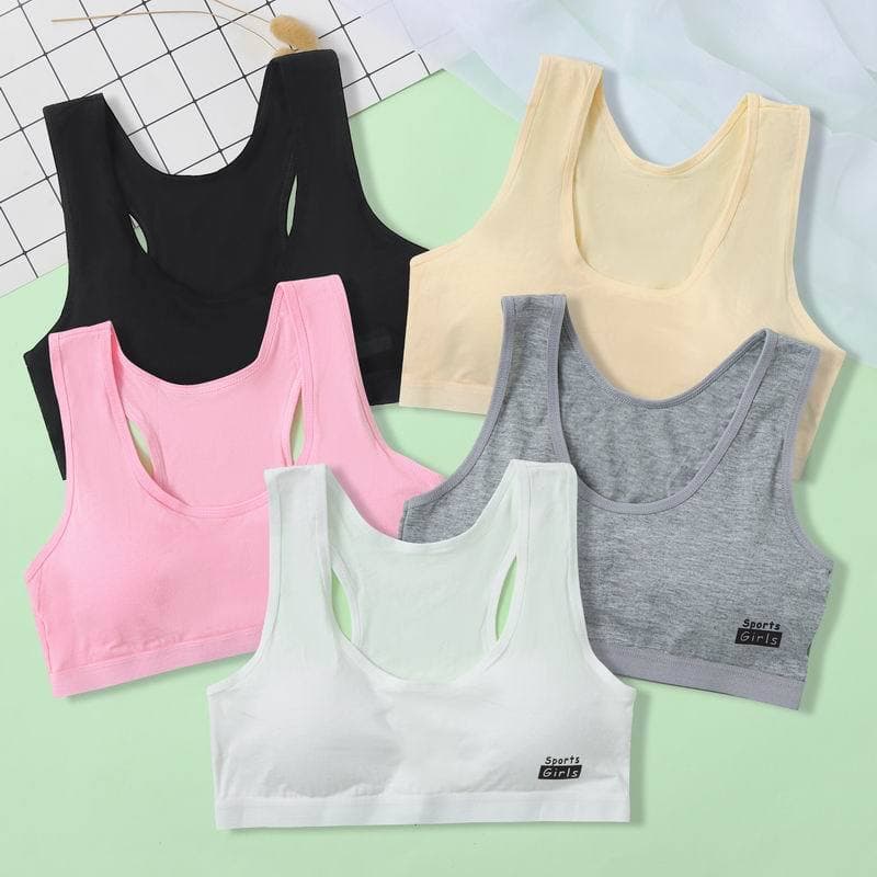Cotton sports bra with racerback design and removable breast pads for girls aged 11-15-18 during puberty, suitable for junior and senior high school students.