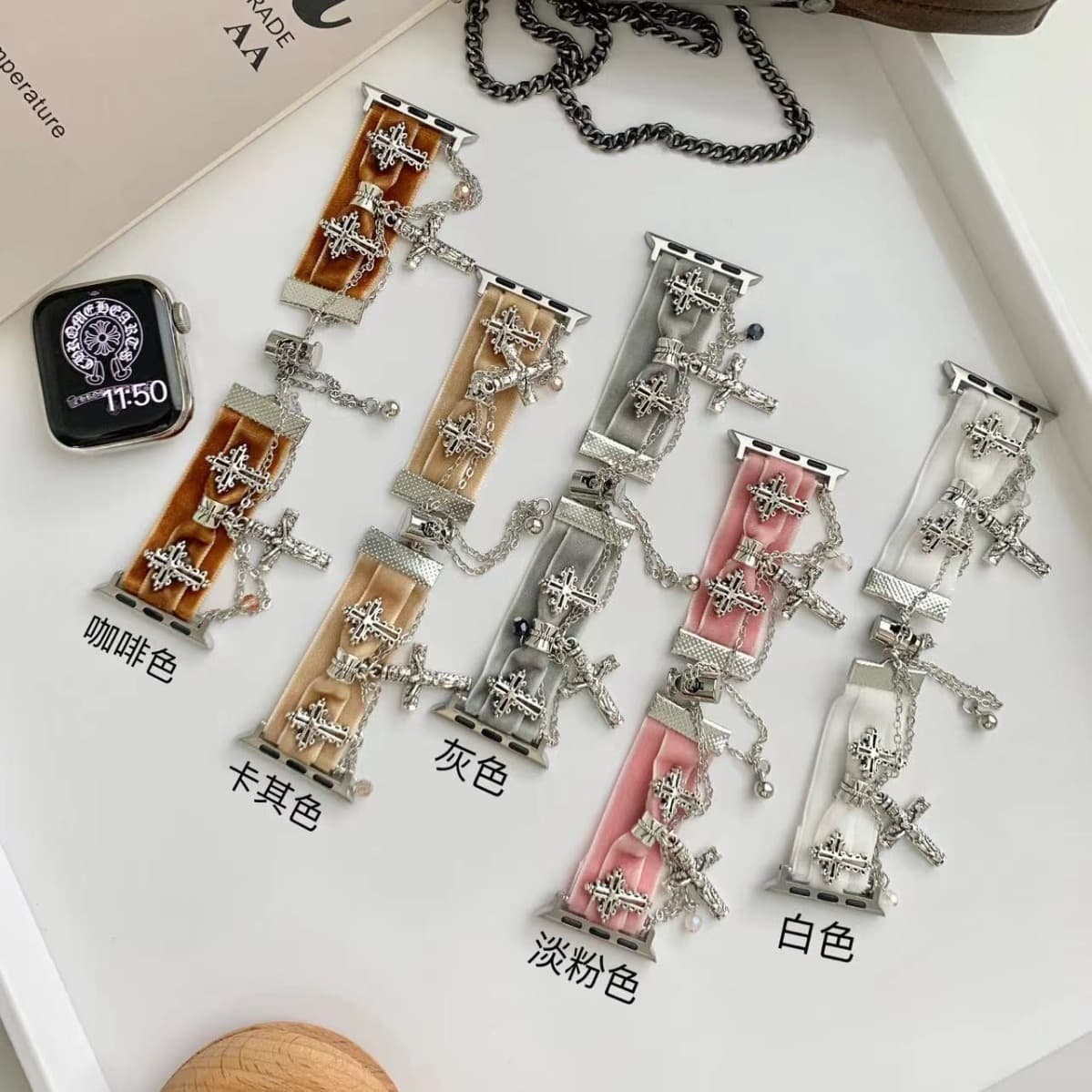 Suitable for apple watch Apple watch strap iwatchs987 generation SE2 watch chain velvet pendant personality female