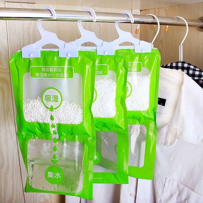 Room moisture-absorbing dehumidifying bags, hanging mold-proof desiccant for wardrobes, household indoor moisture absorption.