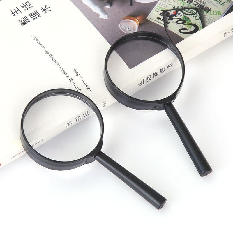 60MM magnifying glass one yuan black magnifying glass specially designed for the elderly to read, read newspapers and observe hand-held magnifying glass