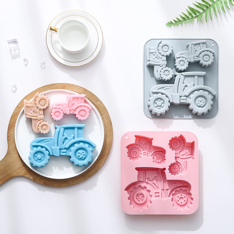 In Stock: 3-Piece Set of Different Sizes of Tractor-Shaped Silicone Molds for Ice Cubes, Chocolate, Handmade Soap, and Cake Molds