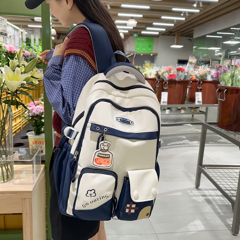 Cute and Versatile Women's Backpack, Fashionable Student Backpack, Large Capacity Travel Laptop Backpack Wholesale