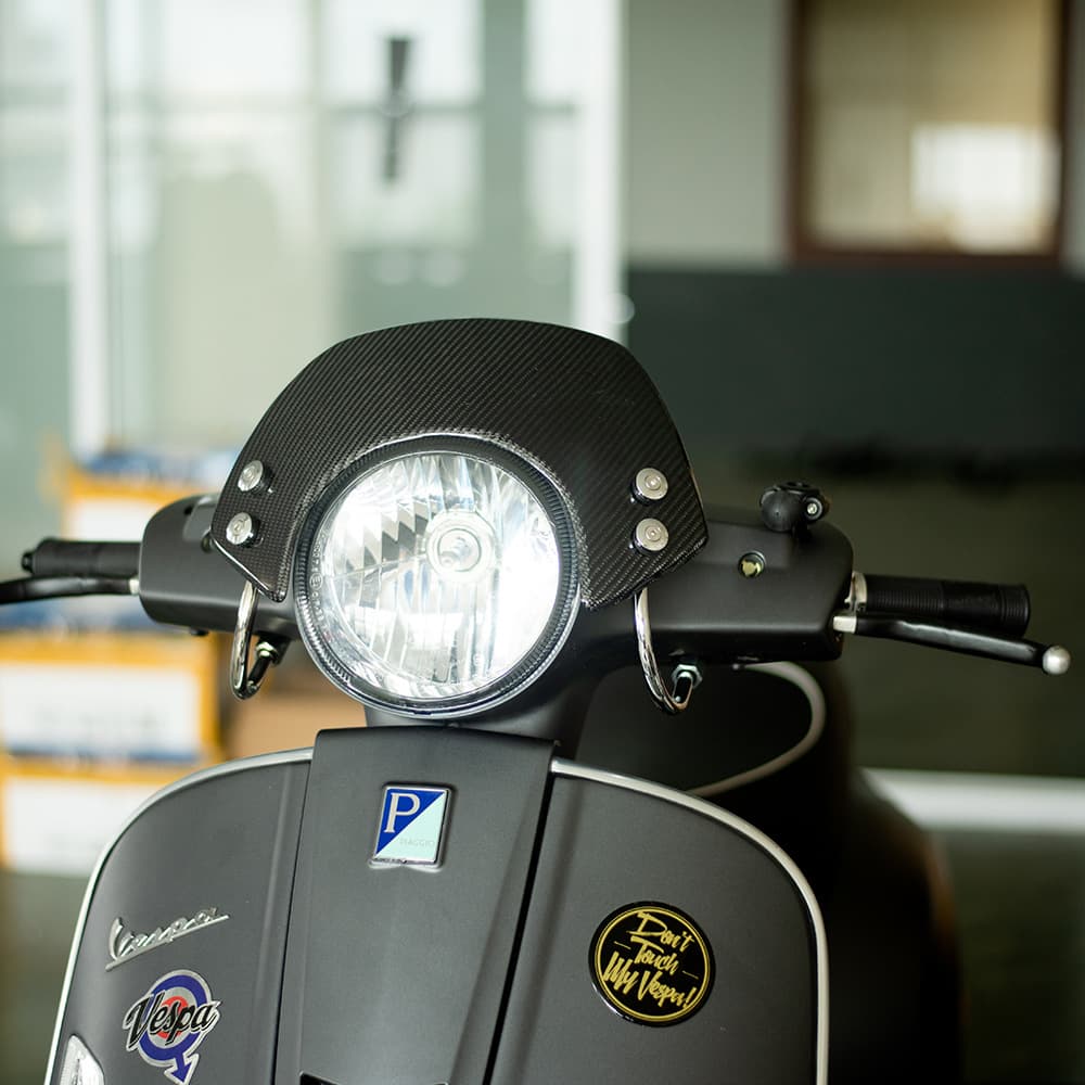 Vespa GTS150/300 Front Windshield Kit Small Deflector Modification Accessory Motorcycle