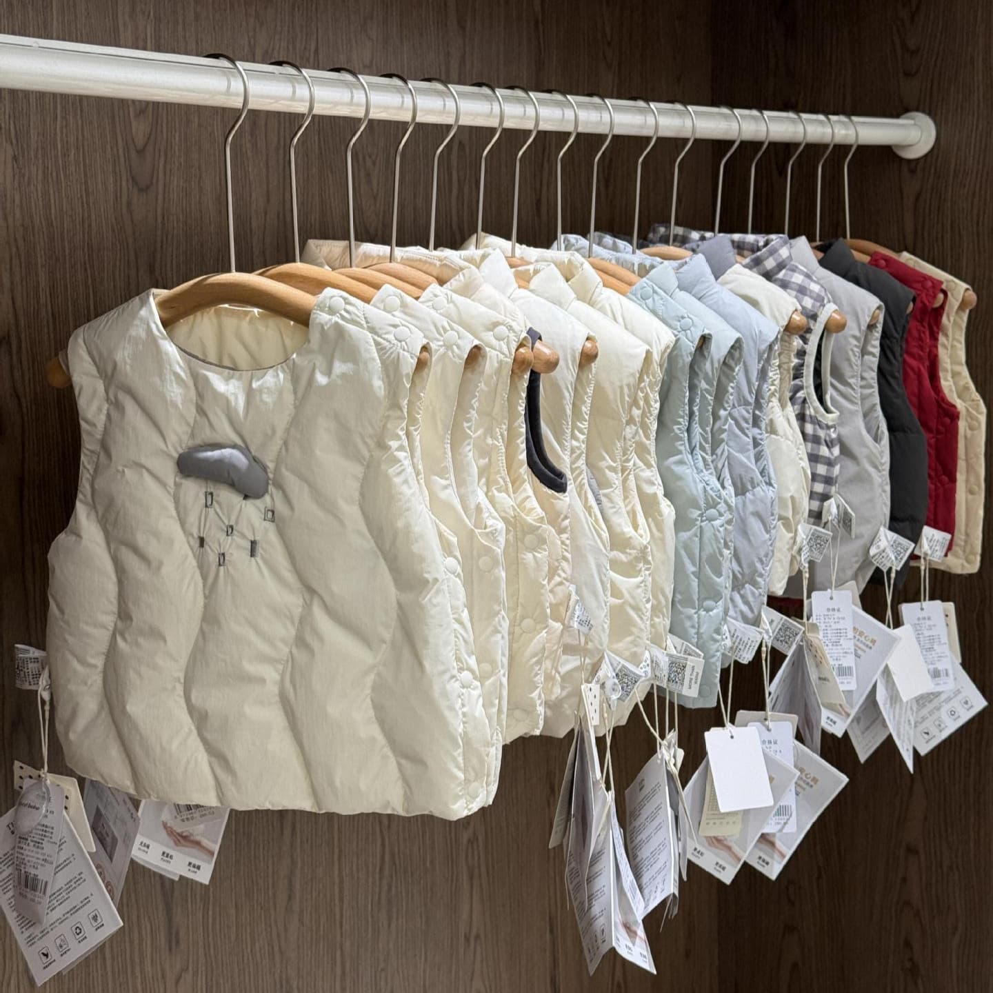 Yingci Annil 2025 Winter New Style Down Vest for Toddlers and Children - Branded Children's Clothing Factory Direct Wholesale