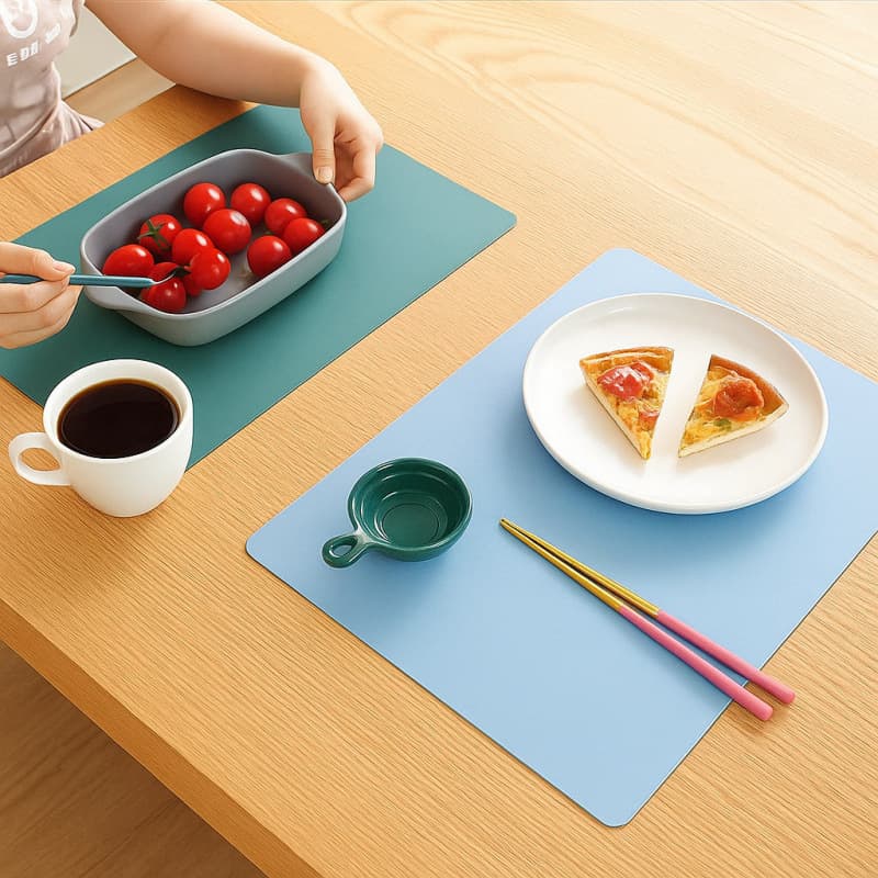 DIY crafts to make anti-dirty desktop silicone pads and resin jewelry to make solid-color silicone pads