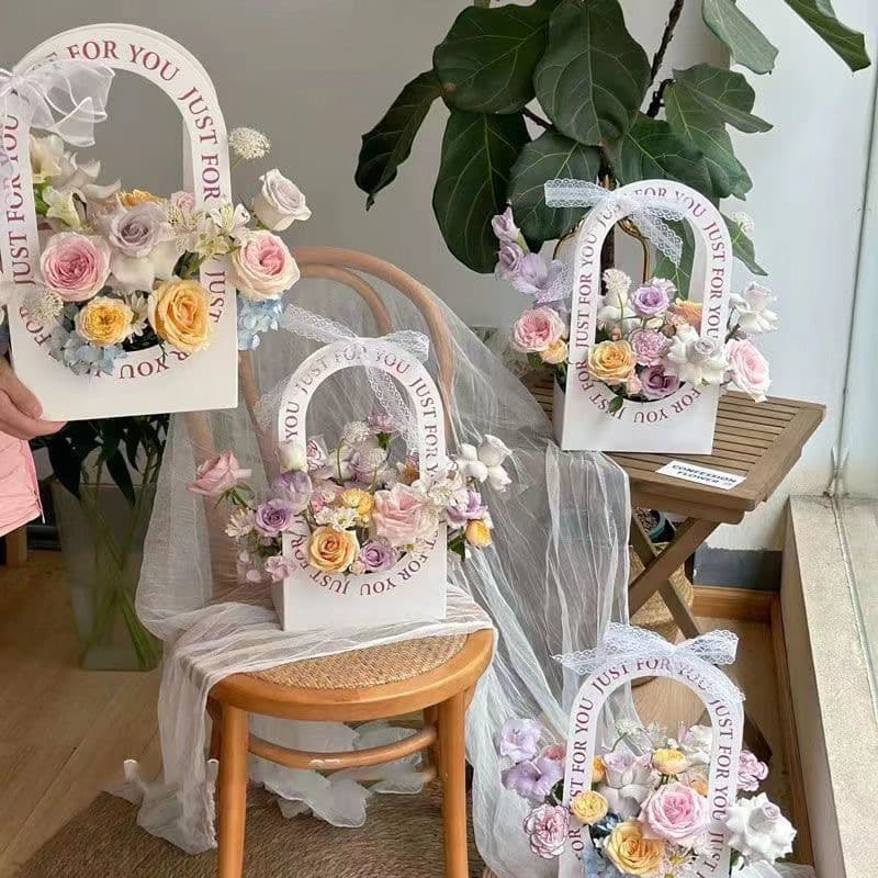 Valentine's Day Fresh Flower Bouquet Packaging Handbag Potted Succulent Floral Arrangement Packaging Box Gift Bag Wholesale
