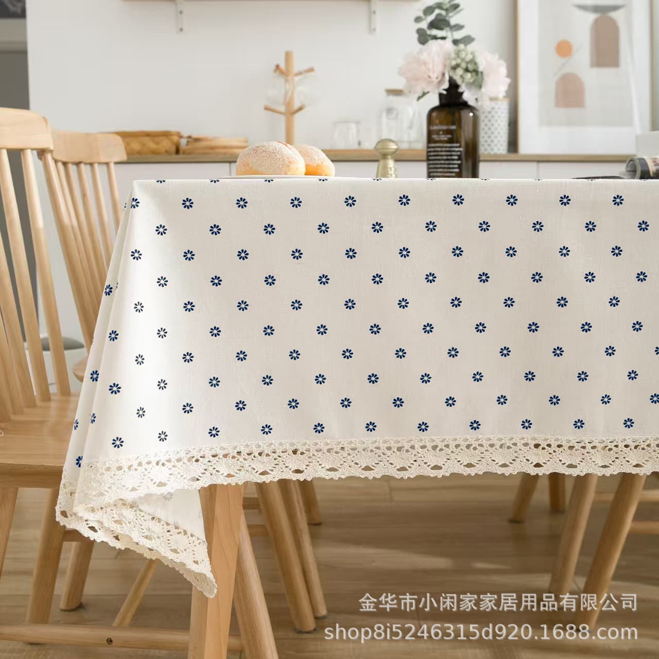 Cross-border blue daisy cotton and linen tablecloth restaurant tablecloth small daisy tassel tablecloth high-end lace tablecloth