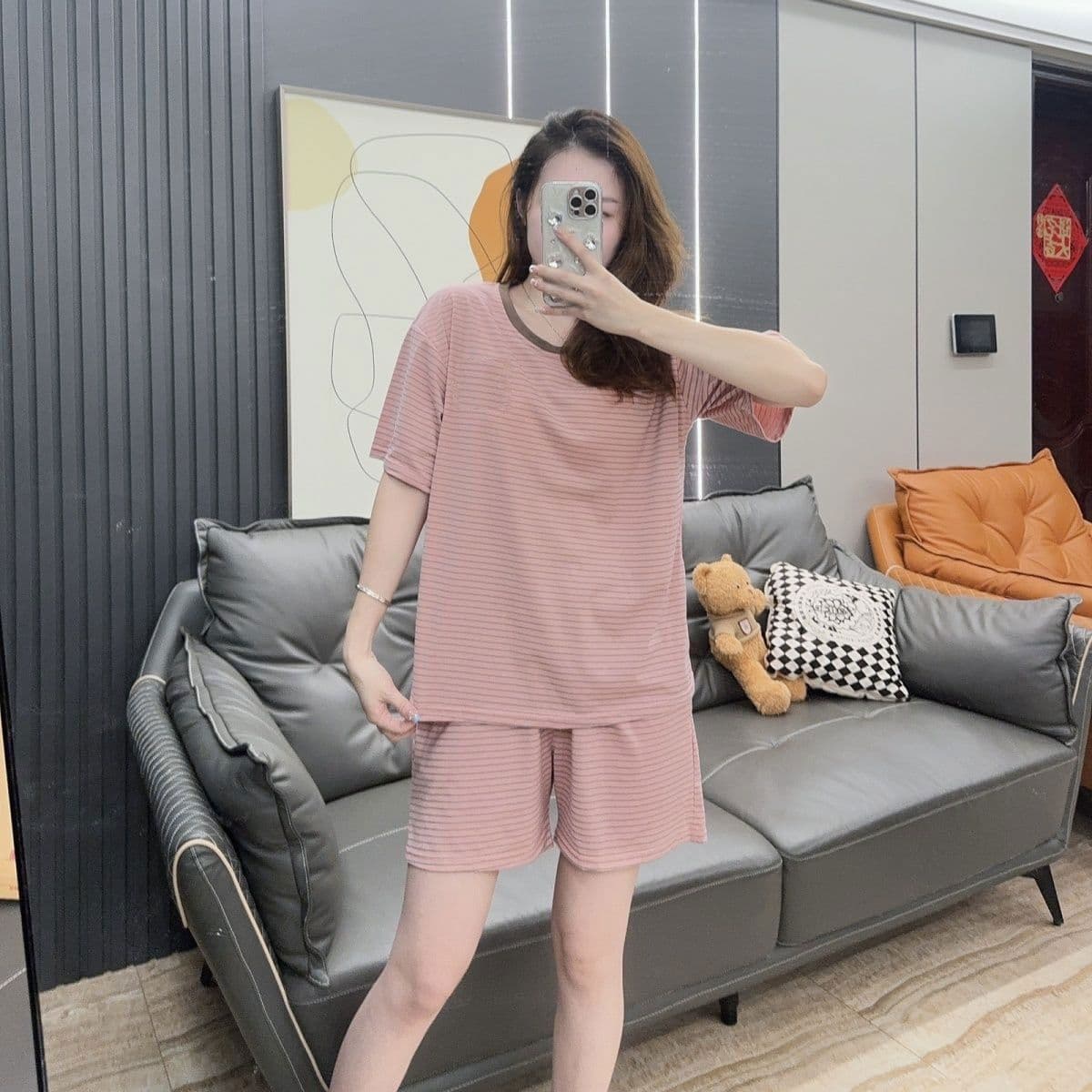 Pink Striped Fashionable Slimming Sportswear Set for Women, Summer Loose Short Sleeve and Shorts, Korean Style Versatile Two-Piece Set