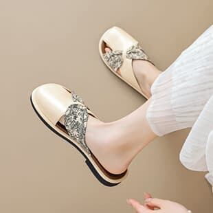 French Style Closed-Toe Half Slippers for Women, Summer Outdoor Lazy One-Step Leather Slippers, Plus Size Women's Shoes 41-43