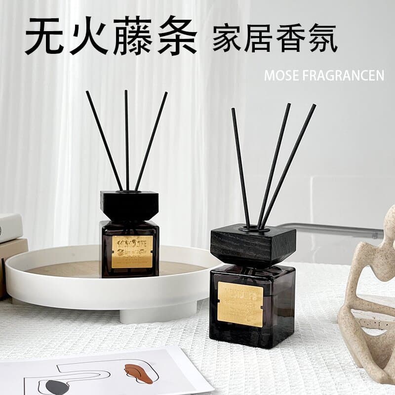 Flameless Aromatherapy 200ml Gradient Color Wood Lid for Home Bathroom Club Hotel Indoor Premium Woody Scent