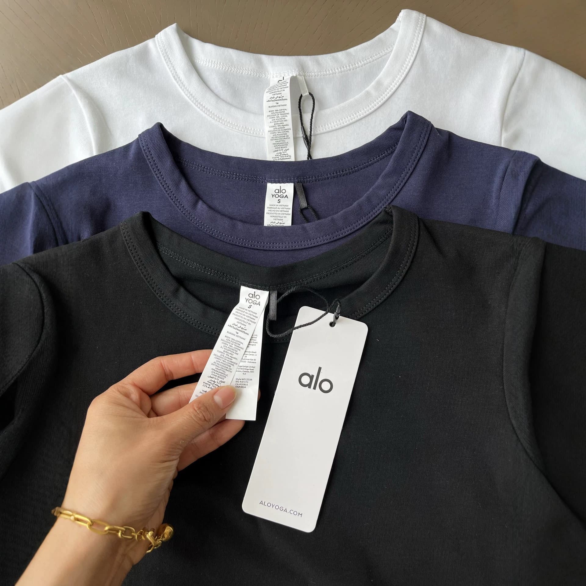 ALO Basic Crew Neck Regular Shoulder Summer Casual Slim Fit Versatile Knit Short Sleeve T-Shirt In Stock
