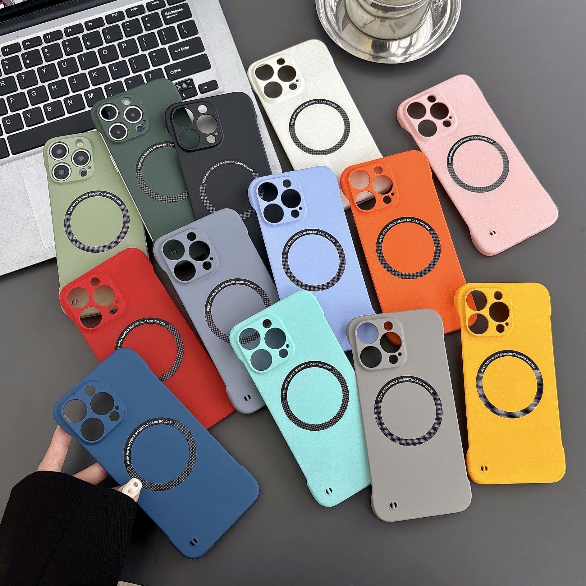 Ultra-thin magnetic bezel-less PC case for iPhone 17, iPhone 16 PRO, iPhone 17 Pro Max, stylish