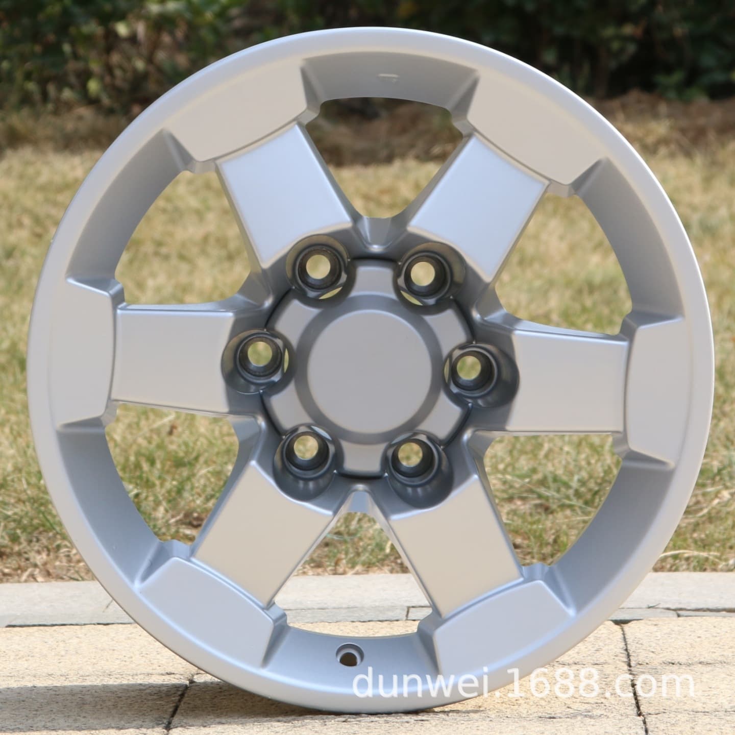 Suitable for Patrol Y60 Warrior Cheetah Pajero V33 Black King Kong Paladin 16-inch negative value off-road competition wheels