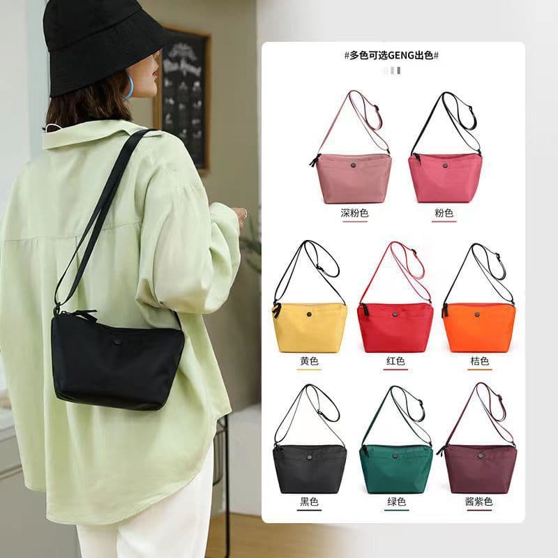 2023 Summer New Lightweight Women's Bag Small Dumpling Crossbody Bag Versatile Small Bag Korean Style Ins Minimalist Japanese Style Women's Bag