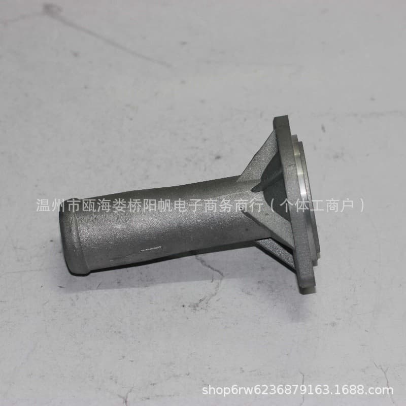 038121121 Auto Parts Thermostat Housing