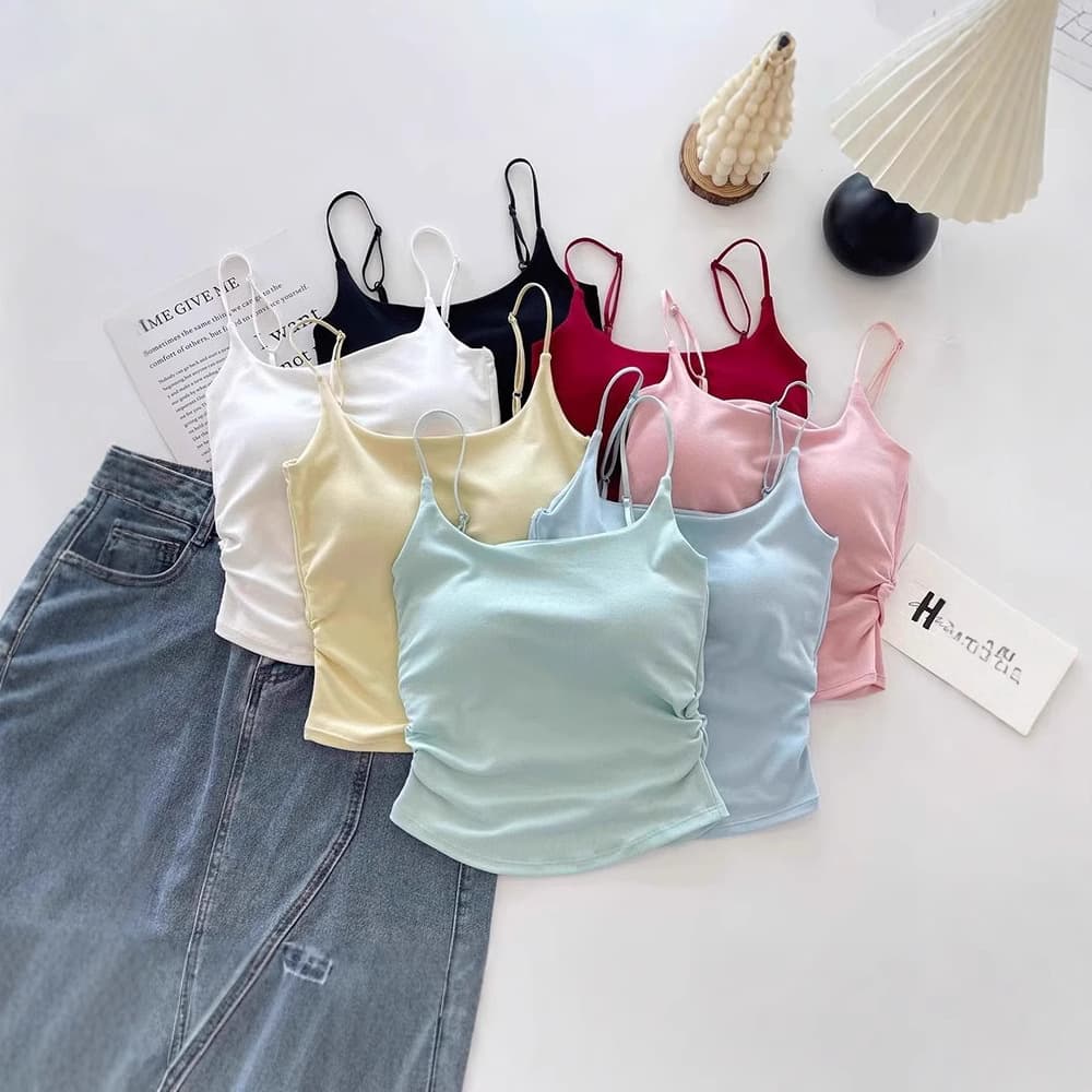 Pure and sexy sweet and spicy design, pleated camisole top for women with integrated bra pads, suitable for both inner and outer wear, beautiful backless top.