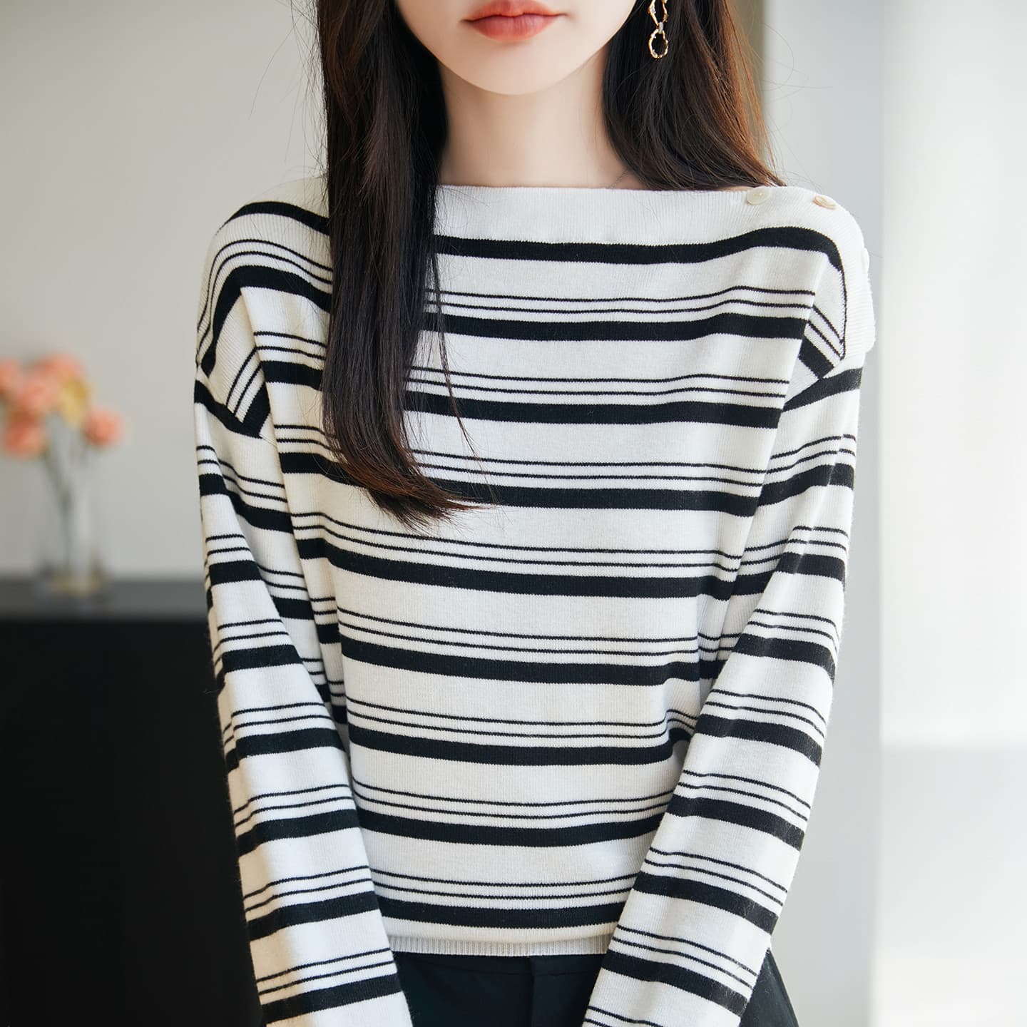 Cross-border French Off-Shoulder Striped Knit Top Women 2025 New Long Sleeve Warm Base Layer Sweater Stylish Bare Shoulder