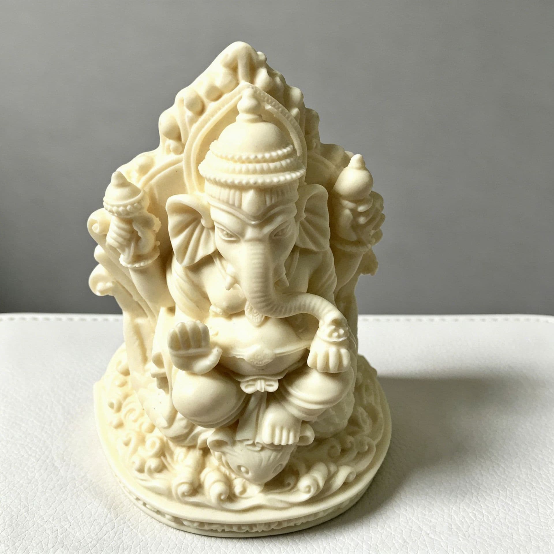 Ivory Nut Divine Elephant Ornament, Guan Gong, Li Jing, Dragon and Crane Boy and Other Carved Ornaments, Buddha Statues, Creative Crafts