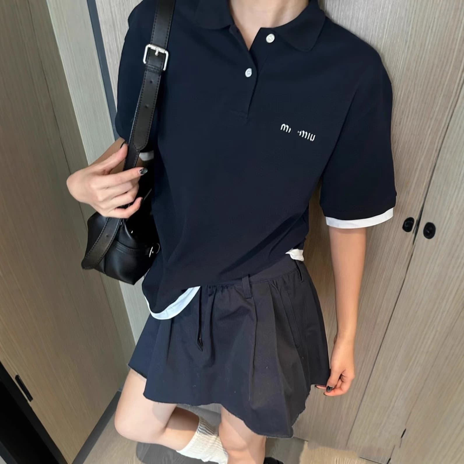 High Version MIU Classic Small Logo Embroidered Patch Short Sleeve Polo Shirt Unisex Short Sleeve T-Shirt Style