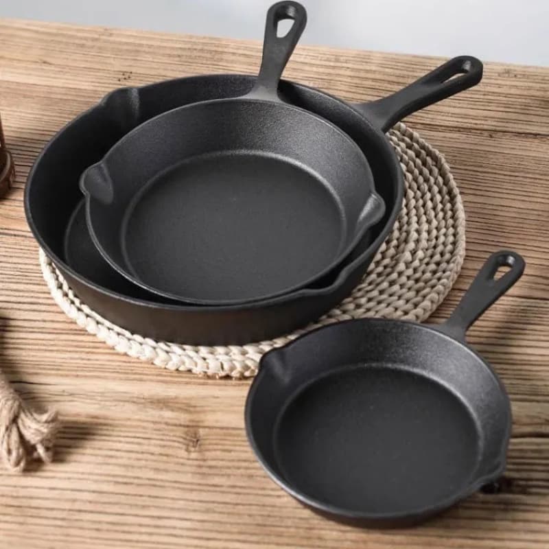 Cast Iron Pan No-Coating Frying Pan Small Egg Pan Household Non-Stick Flat Pan Old-Fashioned Iron Pan Cookware Set In Stock