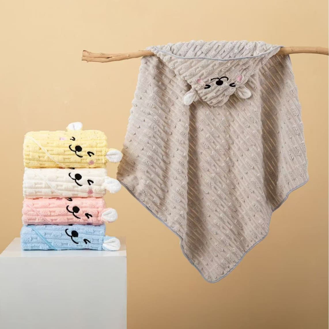 Coral Fleece Baby Wrap, Cartoon Thickened, Hooded, Wearable, Cross-Border Children's Bath Towel