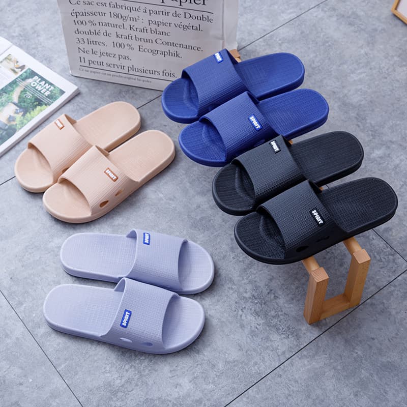 Home Comfortable Casual Flat Plastic Slippers Four Seasons Universal Outdoor Unique Simple Comfortable PVC Slip-On Slippers