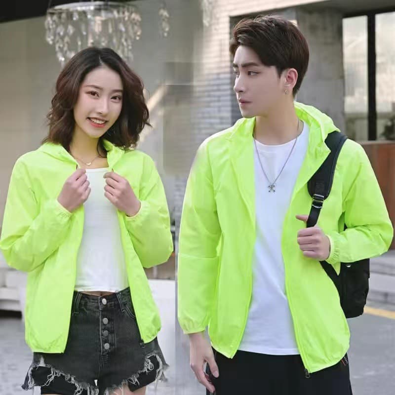 2025 New Breathable Hooded UV Protection Jacket Long Sleeve Summer Thin Style for Men and Women Fashionable Versatile Sunscreen Coat Wholesale