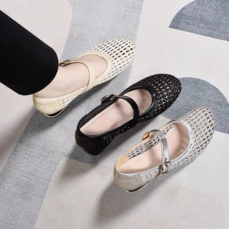 Hollow-Out Single Shoes for Women 2025 Summer Soft-Soled Loafers Breathable Flat Shallow Mary Jane Shoes Gentle Style Perforated Shoes for Women
