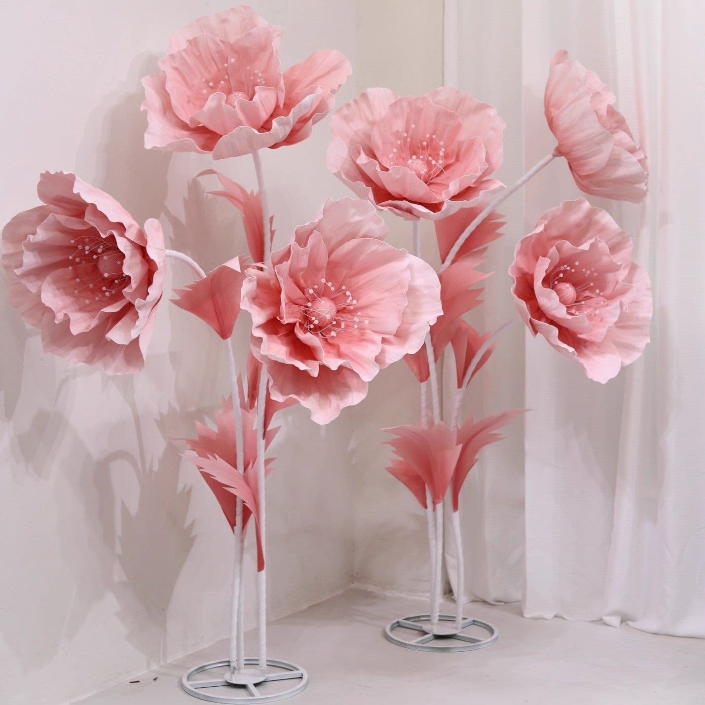 Wedding finished paper flowers, outdoor wedding decoration, handmade paper flower art, window display props, decorative artificial flowers, scene arrangement