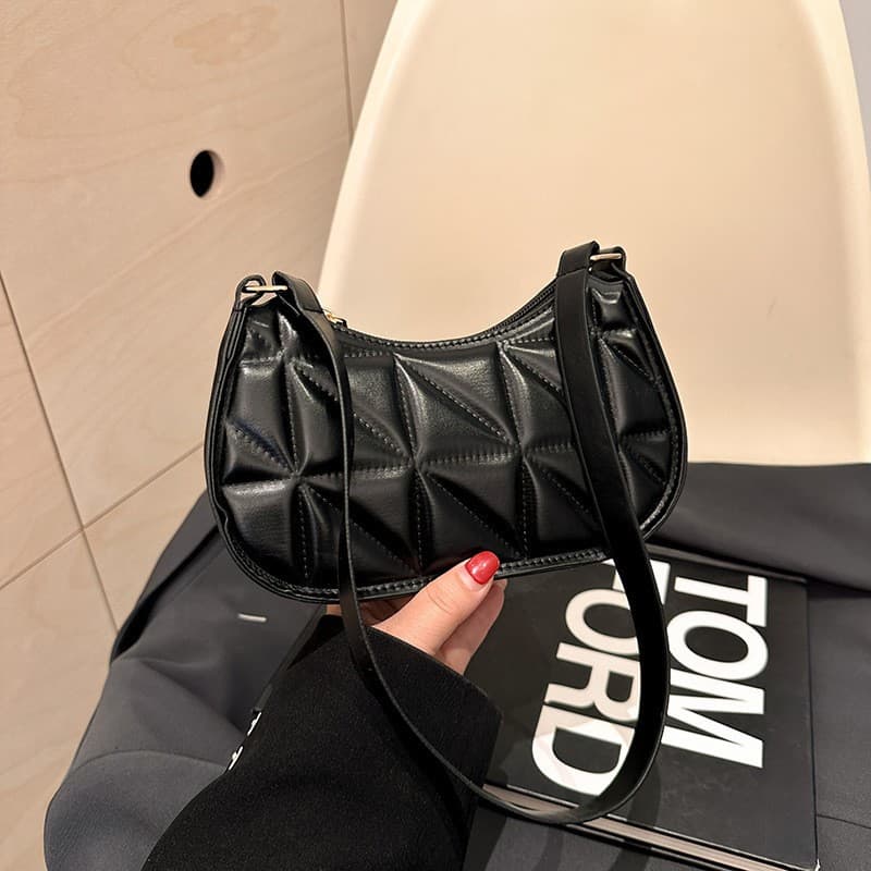 Women's Solid Color Simple Textured Shoulder Bag 2026 Spring/Autumn New Versatile Underarm Bag Women's Bag Korean Style Women's Bag