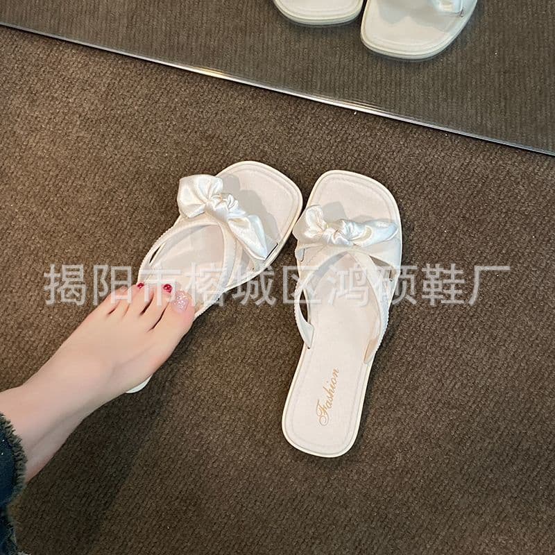 Super Fairy Ins Style Bowknot Soft Sole Sandals for Women Summer 2026 New Outdoor Fashionable Beach One-Band Slippers