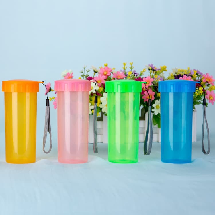 Supply PP plastic cups, multi-color portable cups with printed text and drawstring, transparent packaging cups, factory wholesale portable water cups