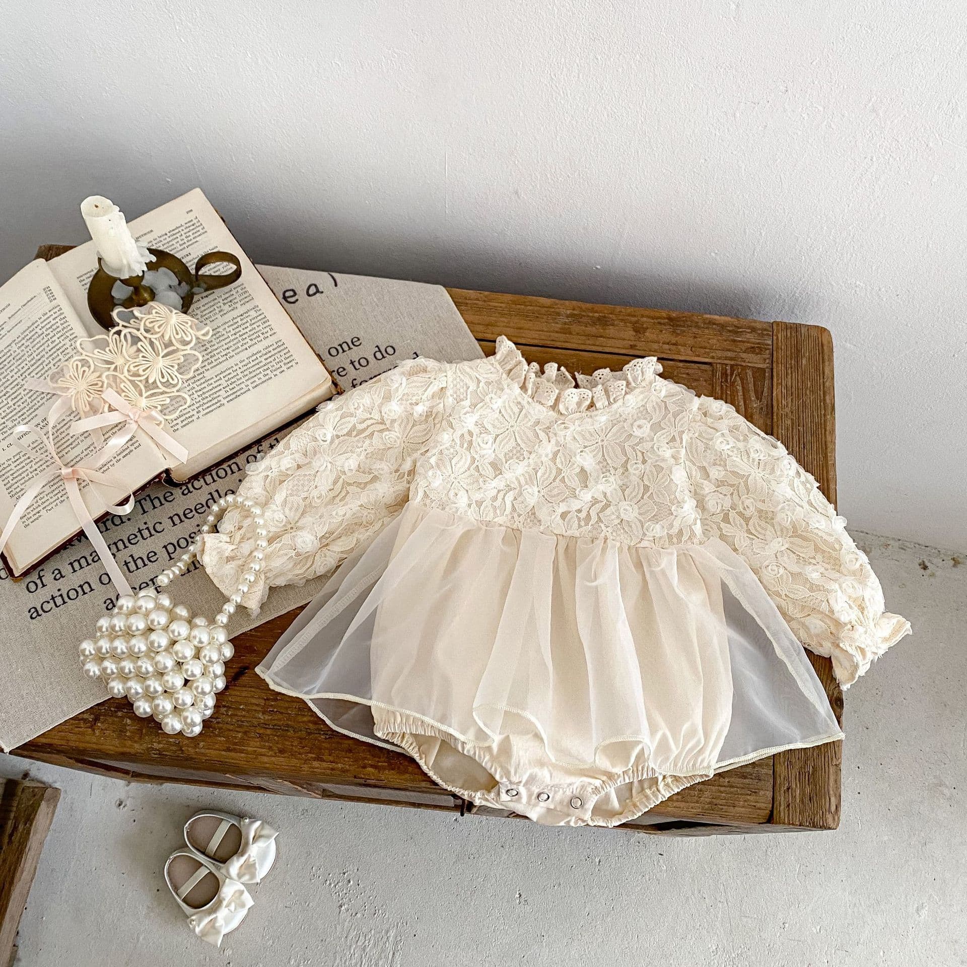 2026 Autumn Baby Girl Sweet Princess 3D Flower Mesh Ruffle Collar Long Sleeve Dress Bodysuit