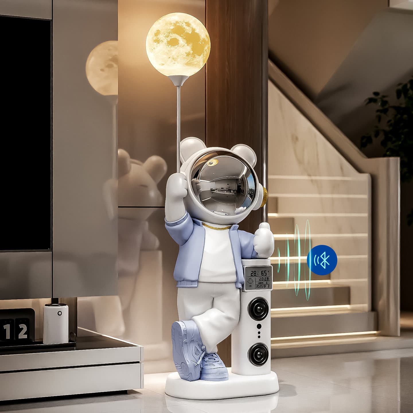 Astronaut living room large floor-standing ornaments Bluetooth speaker TV cabinet sofa astronaut decoration housewarming gift
