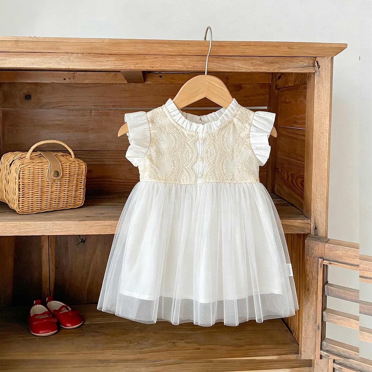 Baby Girl Dress 2026 Summer Newborn Cotton Gauze Skirt with Flutter Sleeves, Full Moon and First Birthday Party Tulle Dress