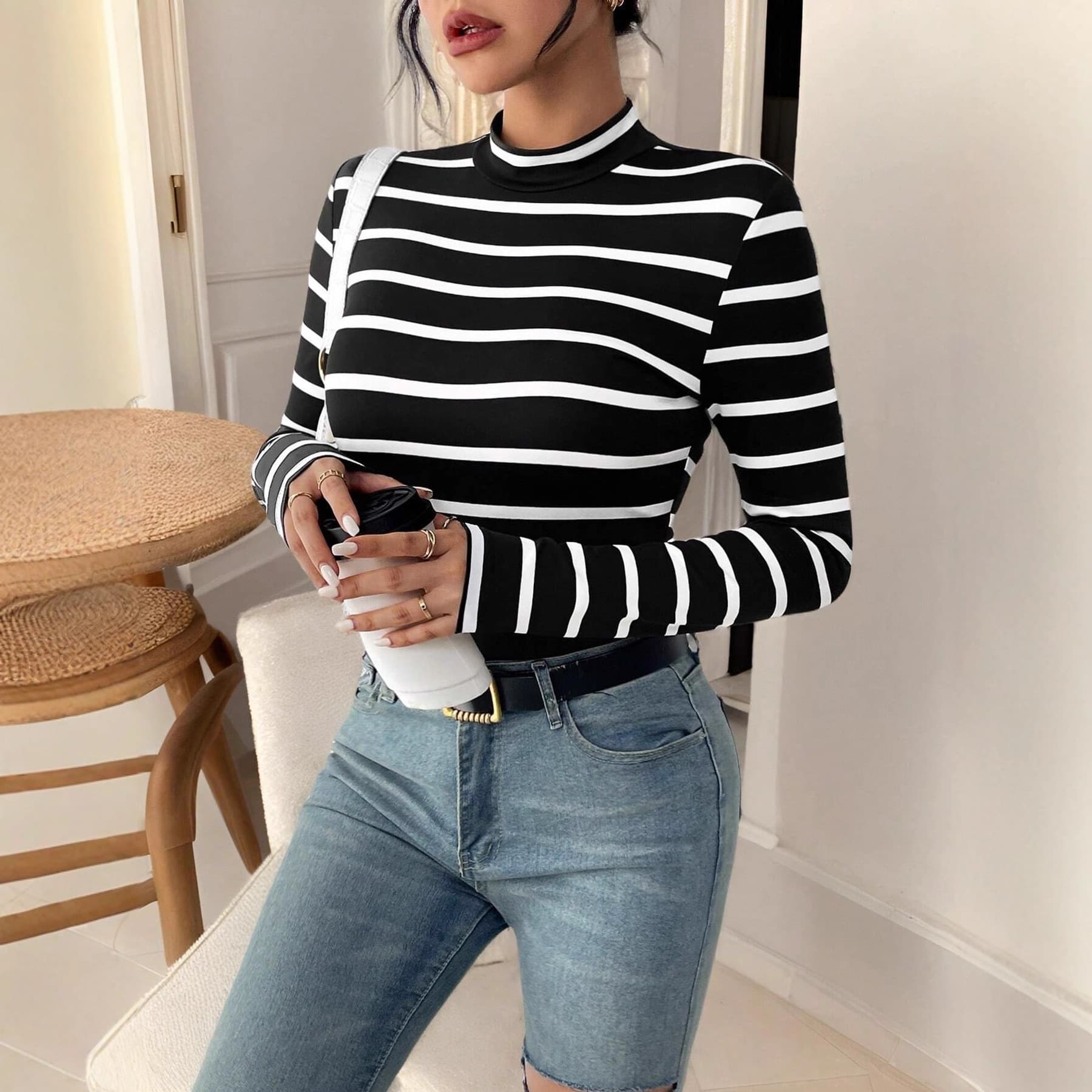 Round Neck Slim Fit Striped Long Sleeve Top