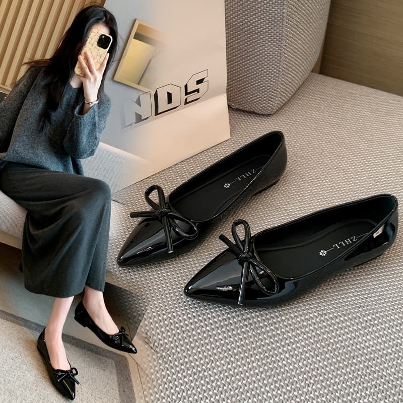 1688-36 Korean Versatile Shallow Single Shoes 2026 New Bow Pointed Flat Shoes Wide Plus Size Women's Shoes