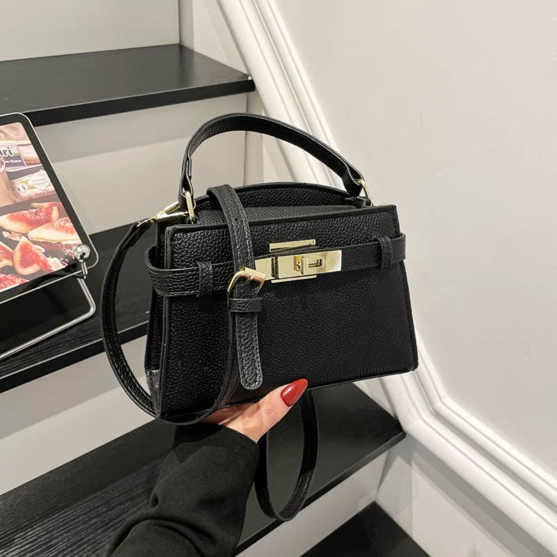 Korean niche style small bag 2026 summer new crossbody bag fashionable simple portable Kelly bag small tote bag