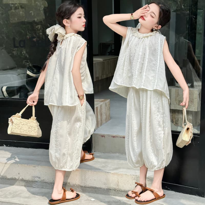 Girls baby doll summer suit 2026 new girls Korean lace collar sleeveless vest bloomers two-piece set