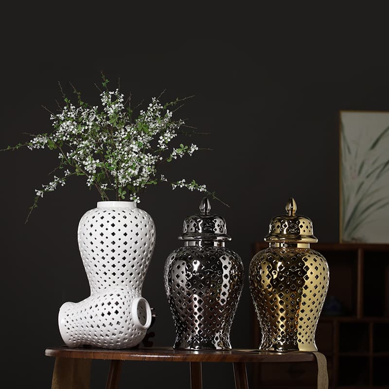 Modern Minimalist Gold Hollow Ceramic General Jar Sample Room Living Room TV Cabinet Decoration Entryway Home Porcelain Ornament