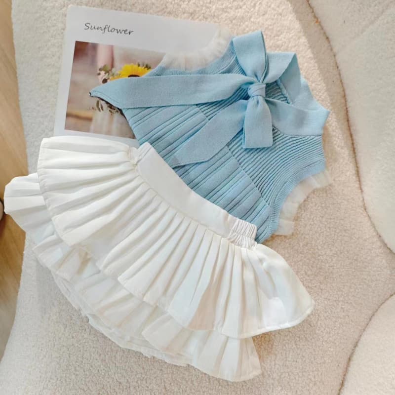 Korean style girls light blue high-end knitted vest 2025 summer new baby girl pleated cake skirt suit
