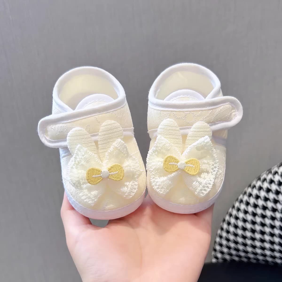 Baby Soft Sole Shoes 0-6 Months Spring Summer Infant Pre-Walking Shoes Anti-Slip 3 Months