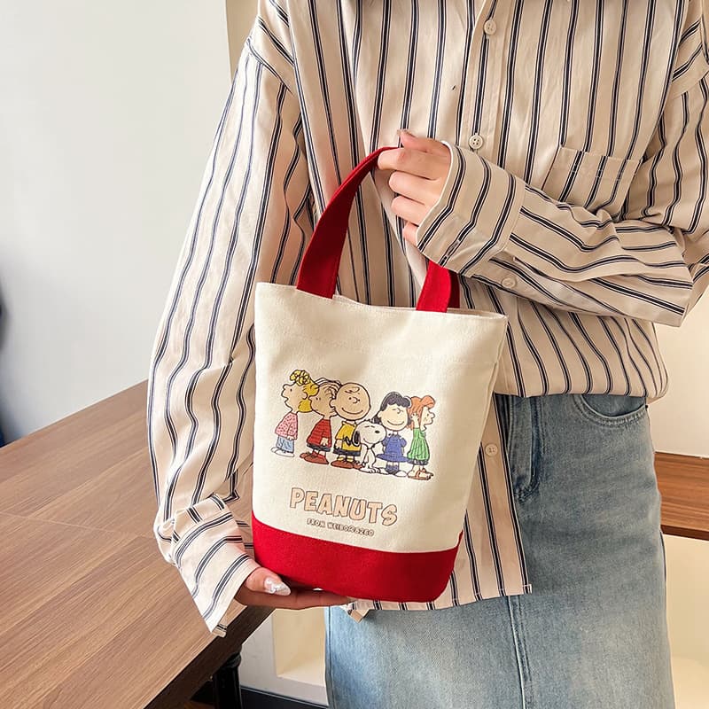 2025 New Japanese Bucket Bag Canvas Bag Cartoon Print Animal Letter Handbag Lunch Bag Mommy Bag Trendy