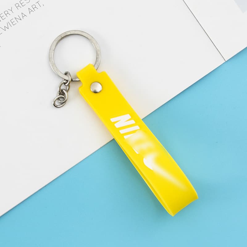 In Stock AJ Nike Shoes Keychain Basketball Shoe Model Resin Pendant Jordan Small Gift Key Chain