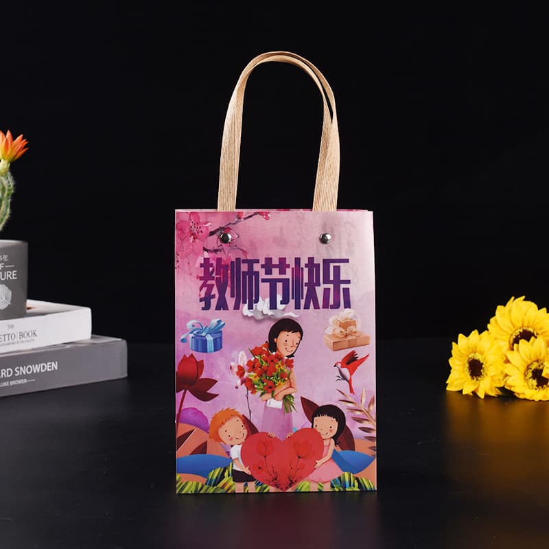 Custom PP Plastic Handheld Shopping Bag for Flower Packaging, Holiday Gift Bag, Ins Style Souvenir Handbag Customization