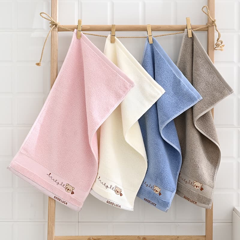 Pure cotton children's towel, cute embroidered soft absorbent face towel for boys and girls