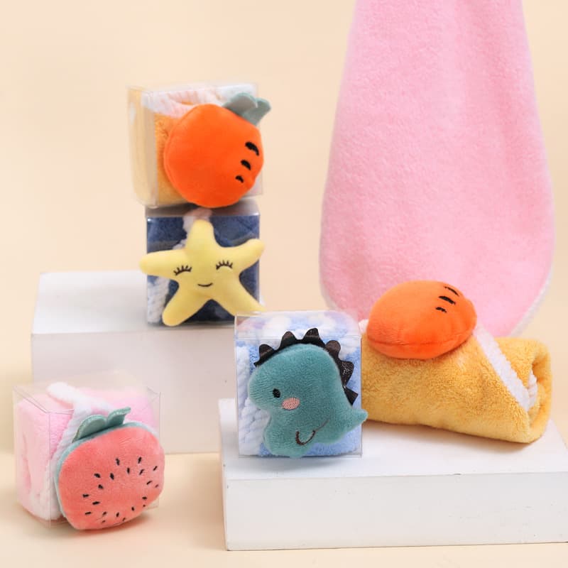 Coral fleece children's hand towels, absorbent holiday kindergarten gifts, full moon small presents, favor towels