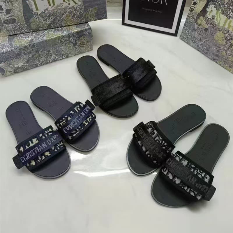 High Version D Brand Embroidered Velcro New Style 3-Color Women's One-Strap Flat Slippers, Direct Supply, Drop Shipping