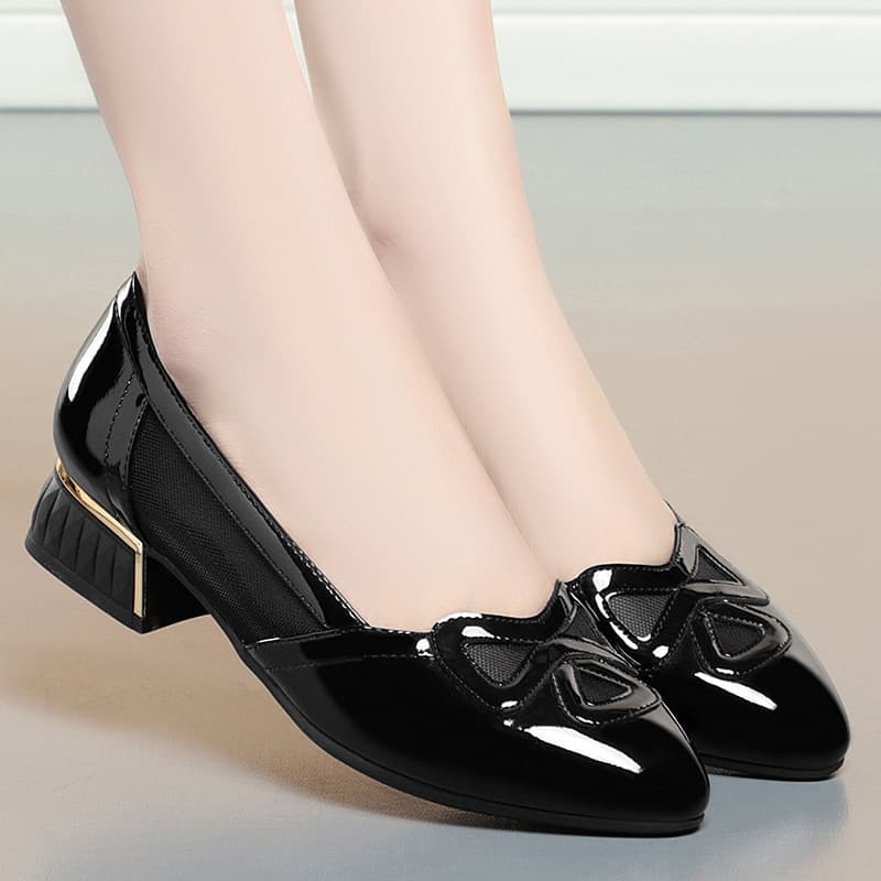 Women's Shoes 2023 New Soft Leather Soft Sole Flats Summer Mesh Fashion Sandals